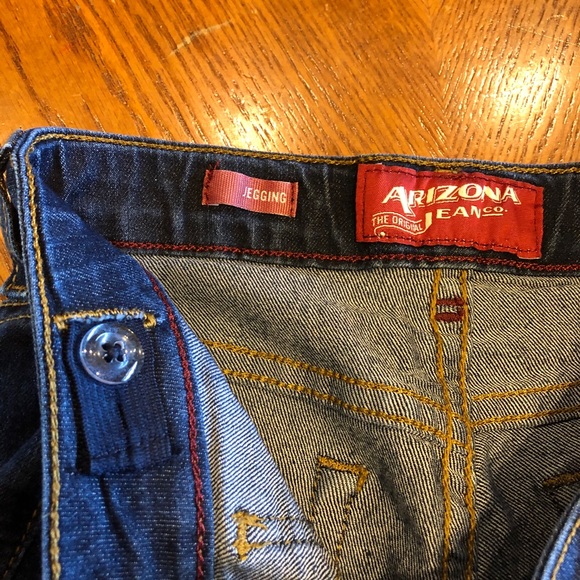 🦋3/$20 Girls size 12 denim jean jeggings - Picture 3 of 7